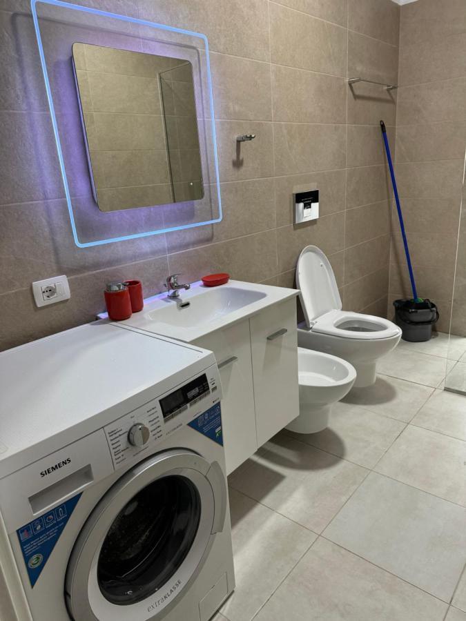 Sc Tirana Centre Apartment Eksteriør billede