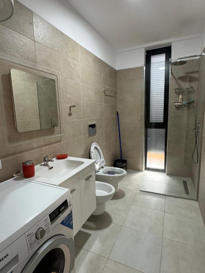Sc Tirana Centre Apartment Eksteriør billede