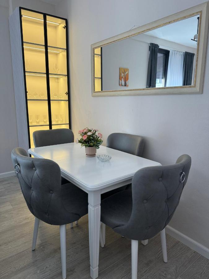 Sc Tirana Centre Apartment Eksteriør billede